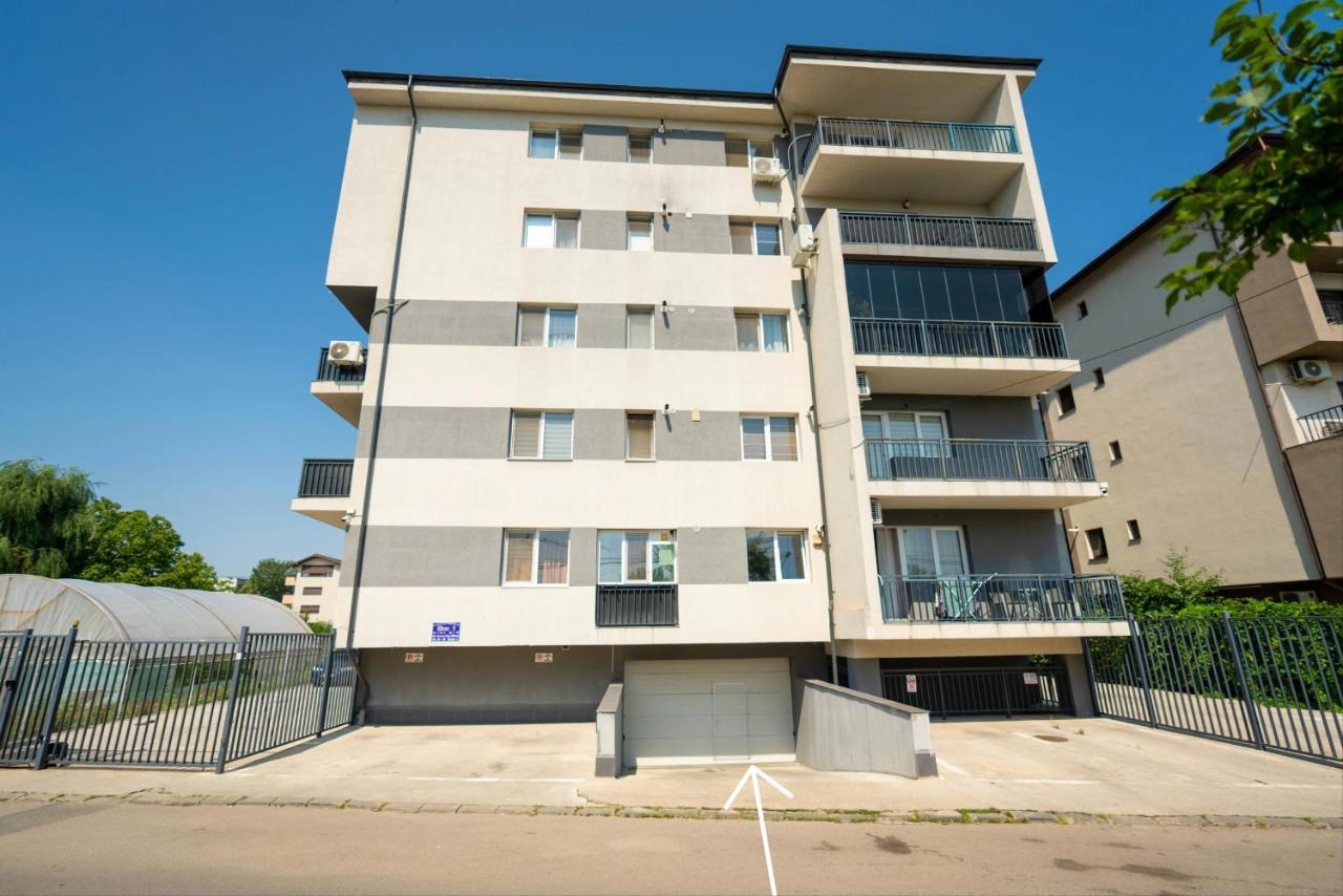 Hotel Studio Titan Bukarest Exterior foto